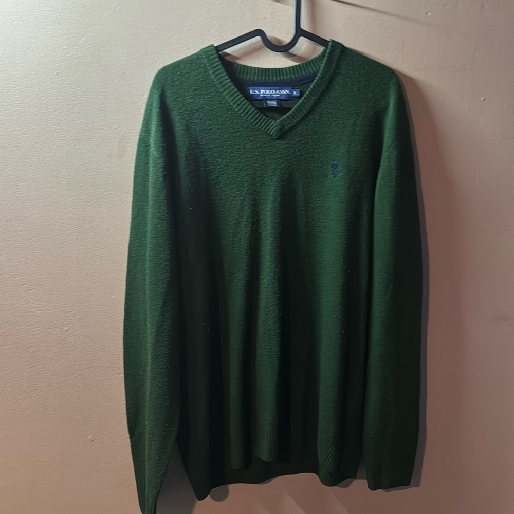 Men’s sweater